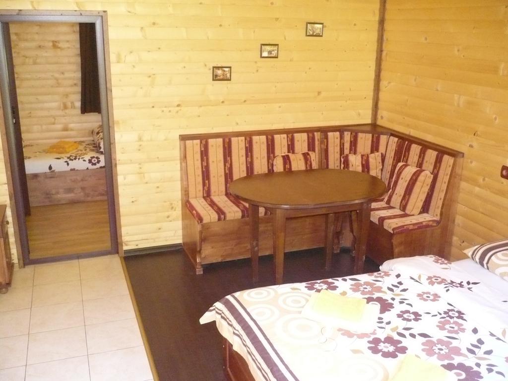 Guest House Chobaka 特里格拉德 客房 照片